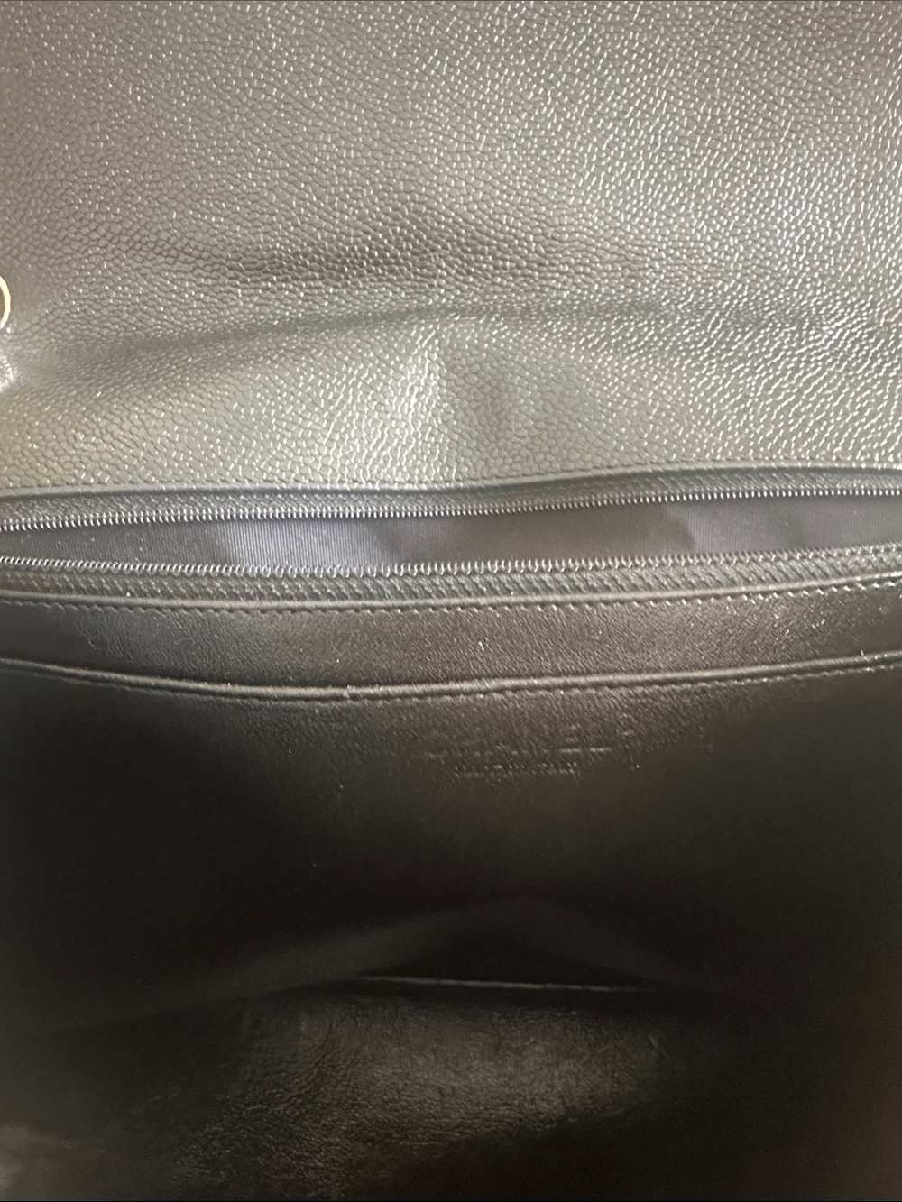 CHANEL Black Quilted Leather Shoulder Bag with Silver Chain - Picture 3 of 5